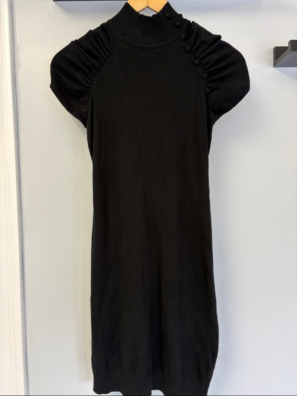 Black High-neck Knit Bodycon Dress Runched Short Sleeves Button Accessory Sz S